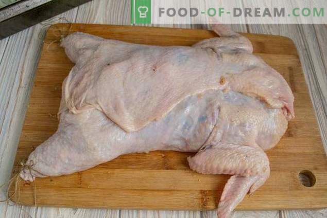 Pollo deshuesado relleno en el horno