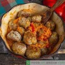 Italiaanse gehaktballetjes of vleesballen in groentesaus