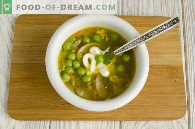 Supa de pui cu mazăre verde și ciuperci