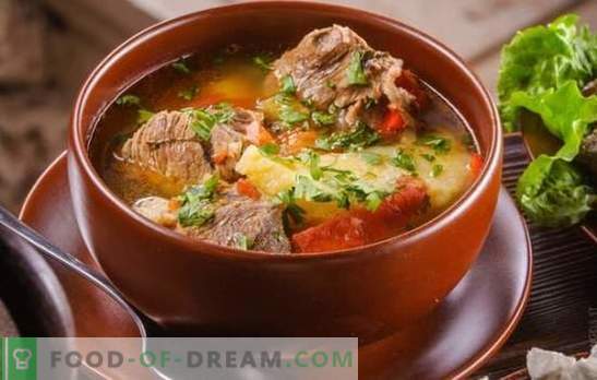 ¡Khashlama en armenio es un invitado oriental! Recetas que nutren a Khashlama en armenio con varios vegetales, carne, pollo, champiñones, membrillo