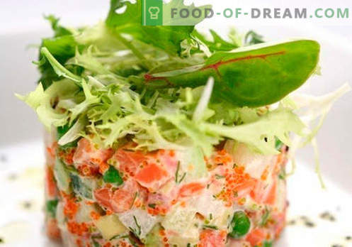 Ensalada en capas con salmón - las recetas correctas. Rápida y sabrosa ensalada cocida en capas con salmón.