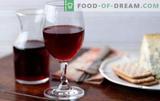 El vino tinto en casa es un valioso producto natural. Recetas para vino tinto en casa a partir de las bayas y mermelada