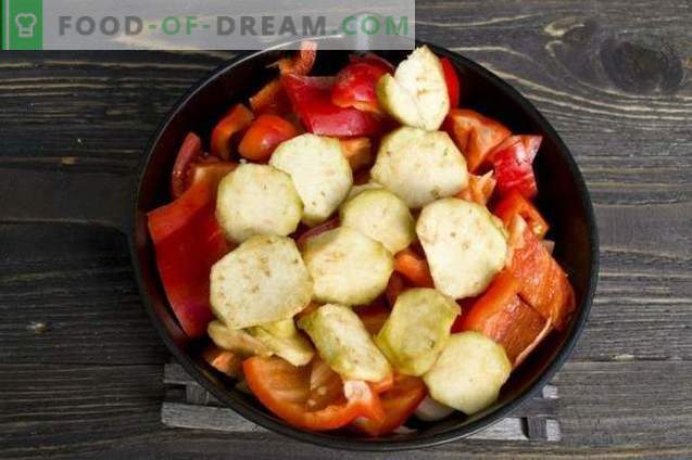 Grönsakspasta med peppar och äggplanter