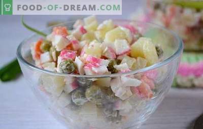Salada com varas de caranguejo e ervilhas verdes: uma receita universal para um feriado e durante a semana. Receita passo-a-passo para cozinhar salada com varas de caranguejo e ervilhas (foto)