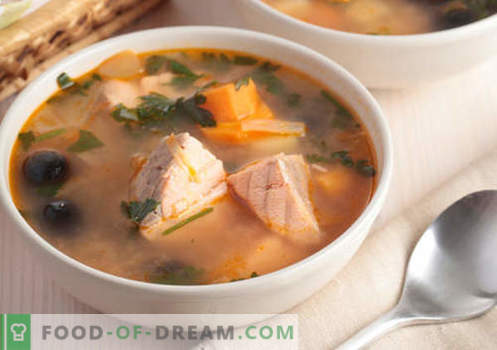Sopas jorobadas - recetas probadas. Cómo cocinar adecuadamente y sabrosa la sopa de salmón rosado.