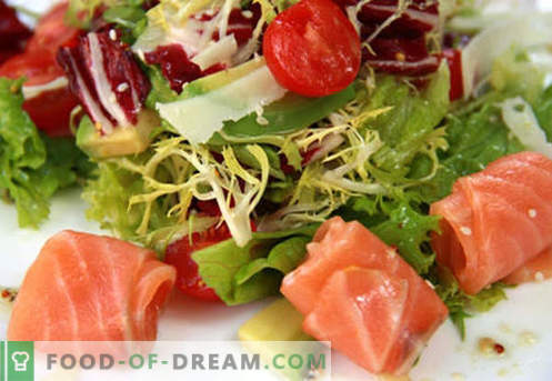Ensalada con salmón y tomates - las recetas correctas. Rápida y sabrosa ensalada de cocina con salmón y tomate.
