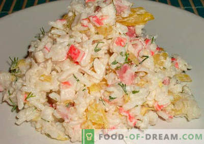 Krabsalade met rijst - bewezen recepten. Hoe krab salade met rijst te koken.